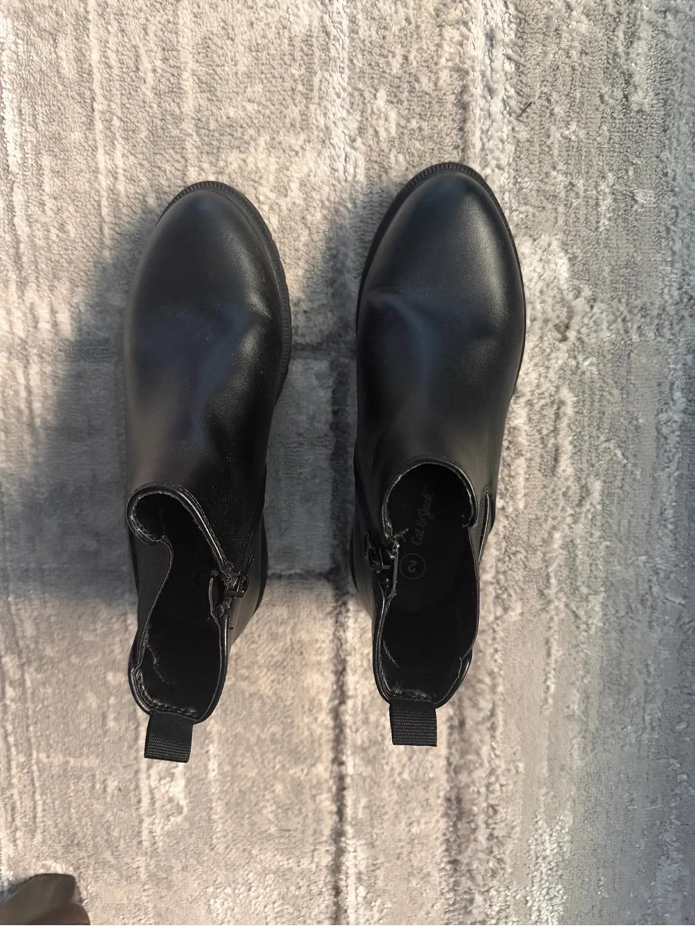 Cat & Jack girl shoe